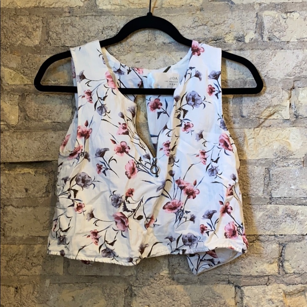 JOA crop top